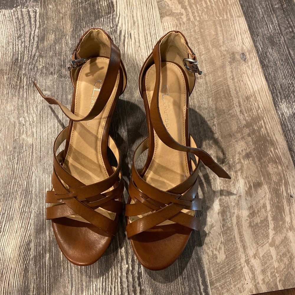 Chinese Laundry sz 9 wedges